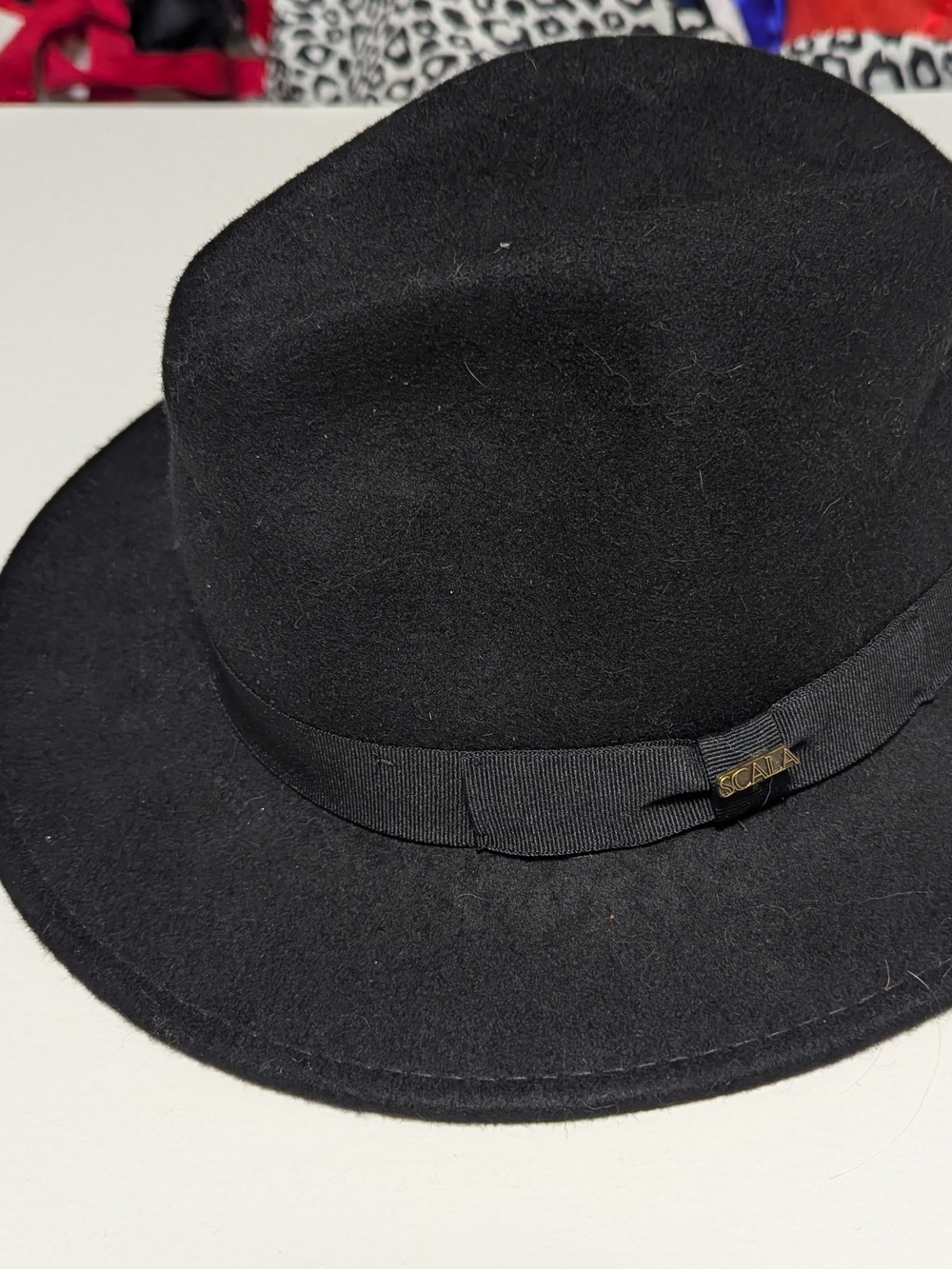 Black Felt Fedora Hat with Ribbon Accent Made In Italy Scala 100% wool Size Med